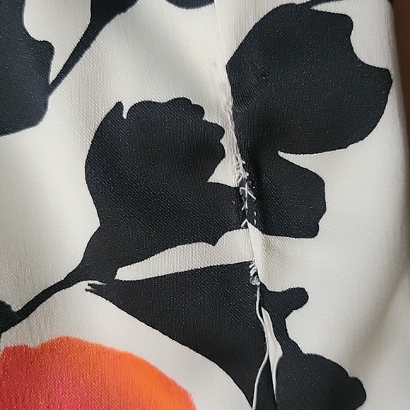 WHBM Foral Floral Dress - Picture 9 of 10